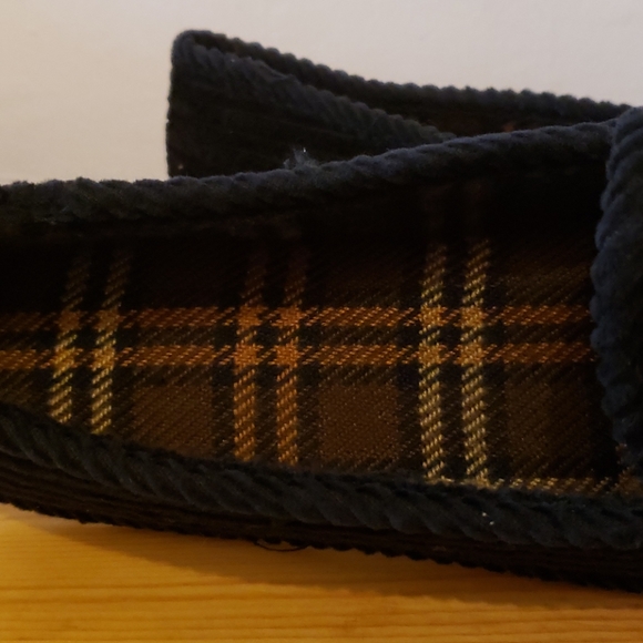 Mens Black Slippers - Picture 3 of 5